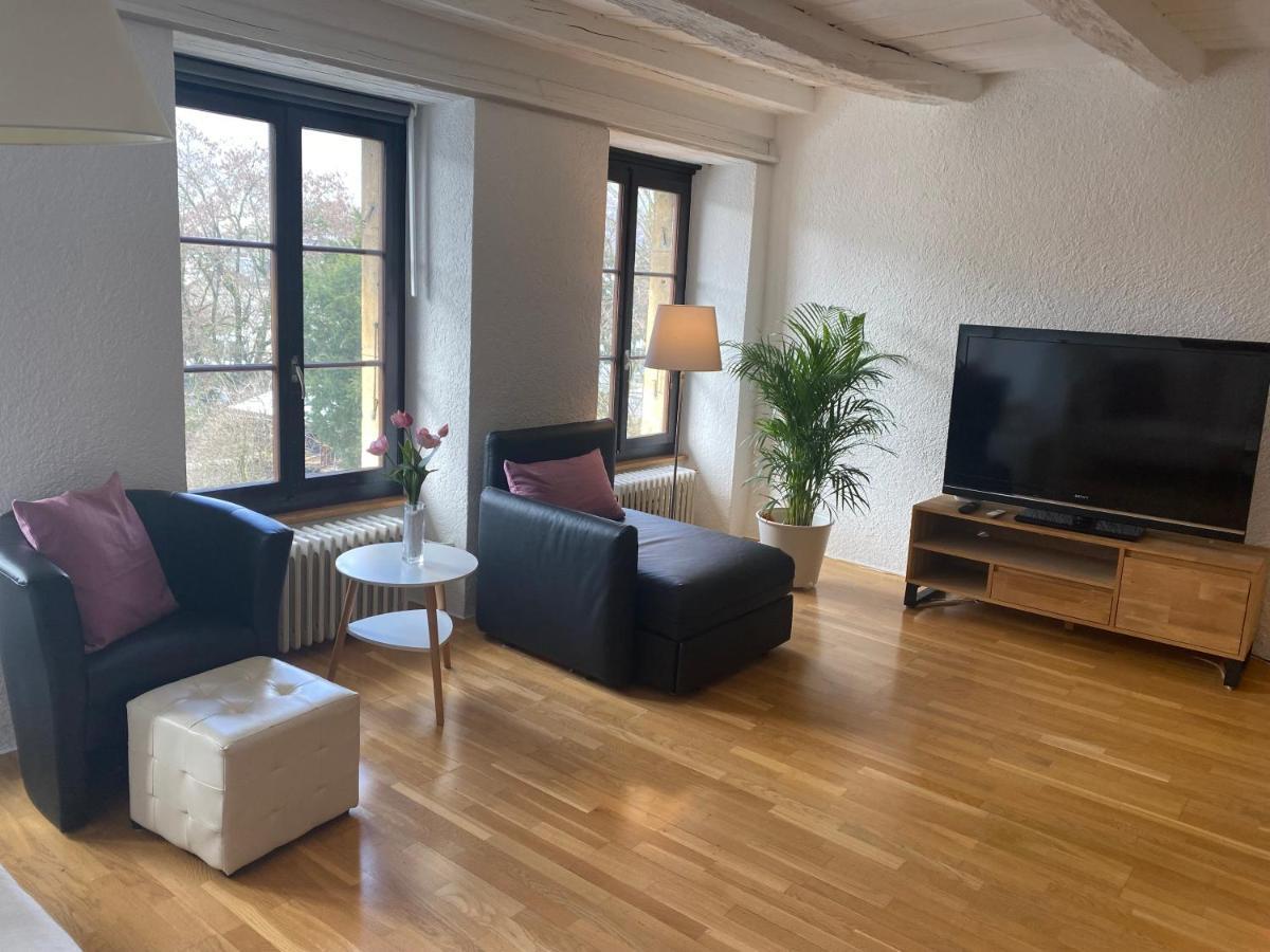 Joline Private Guest 45m2 * Nidau