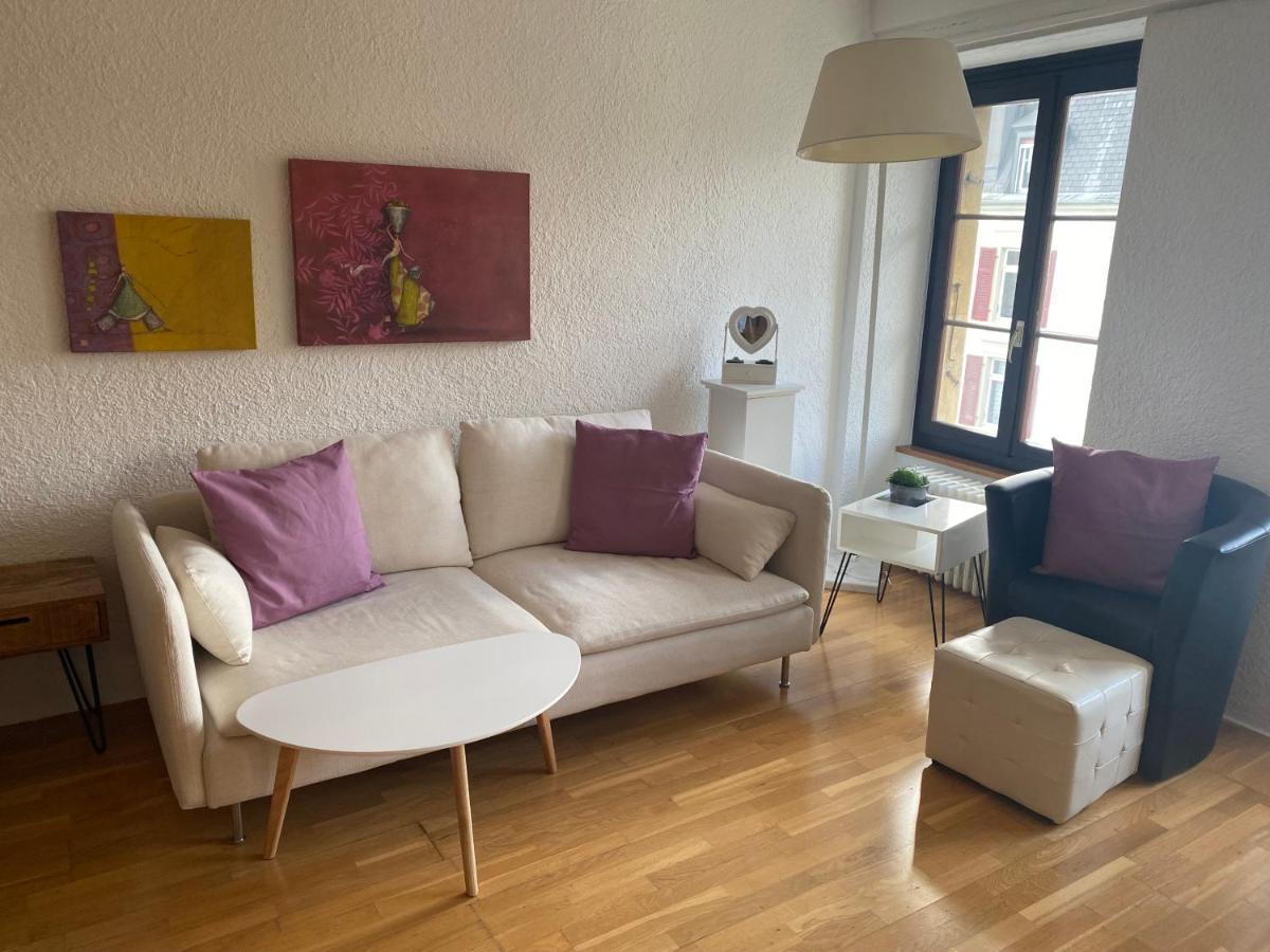 Joline Private Guest 45m2 * Nidau